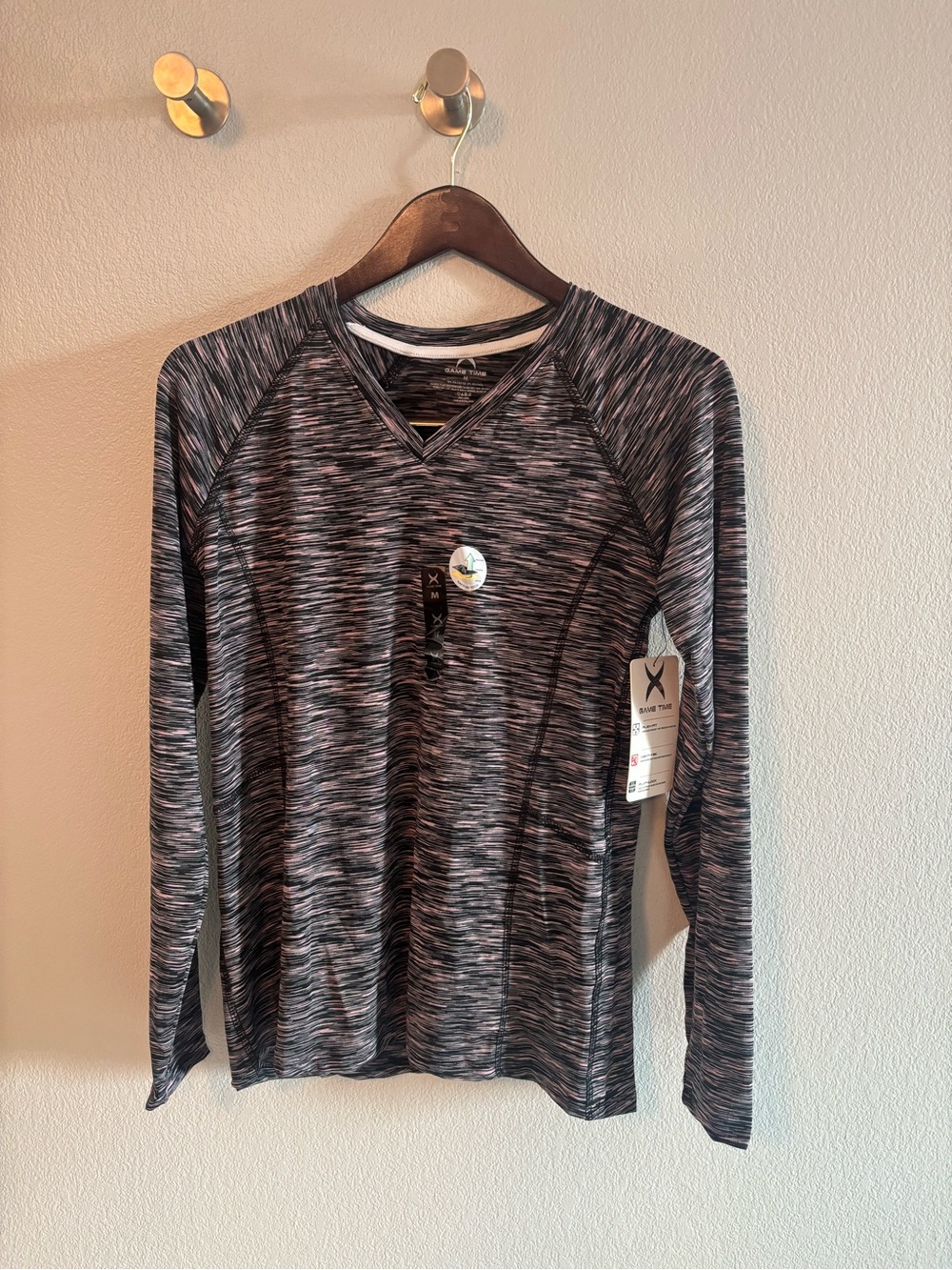 Game Time Women's Long-Sleeve Space-Dye V-Neck Top - Black/Pink